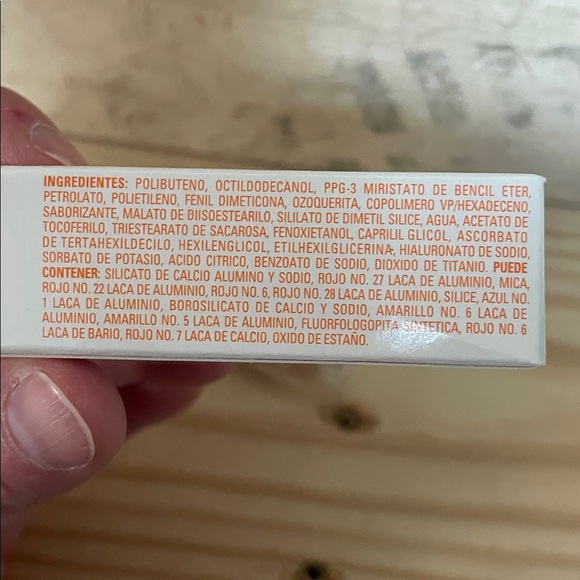 Mary Kay at Play Lip Balm - Vibrant Orange - Picture 6 of 7